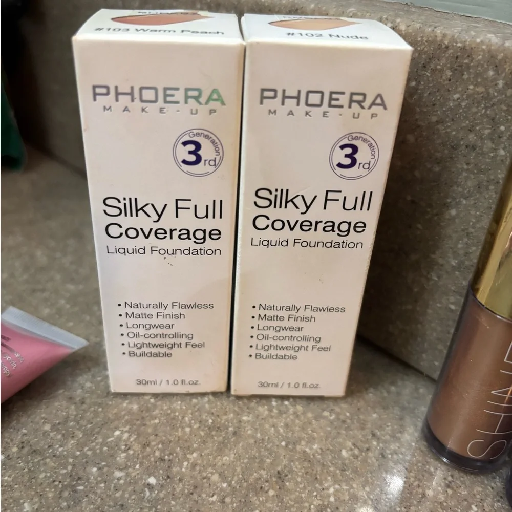 New makeup lot PHOERA and more